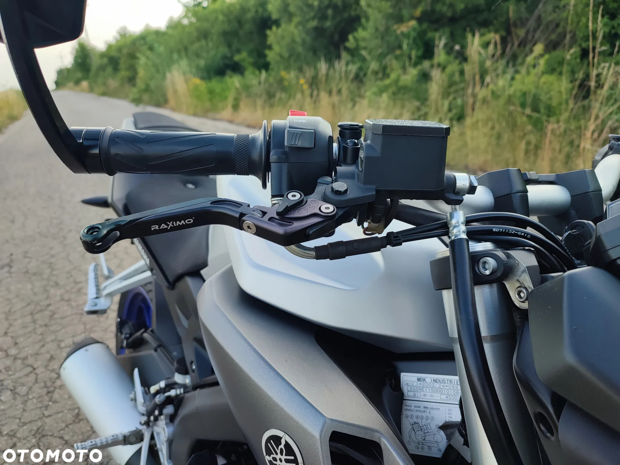 Yamaha MT - 26