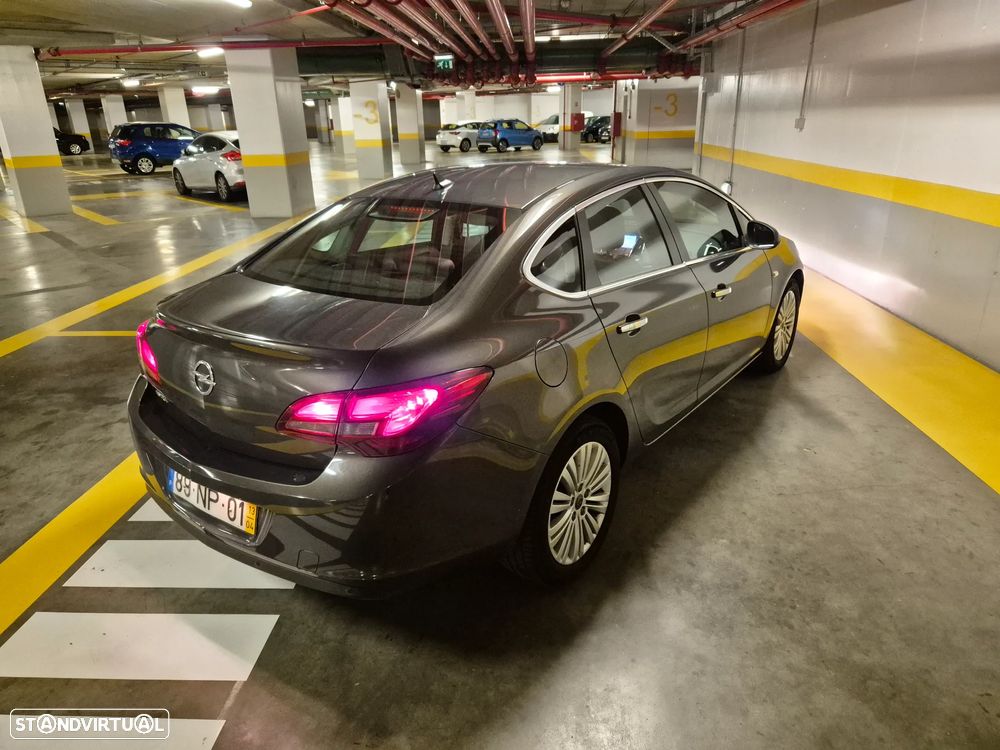 Opel Astra 1.7 CDTI Cosmo Start/Stop - 10