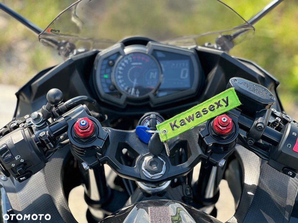 Kawasaki Ninja 400 - 9
