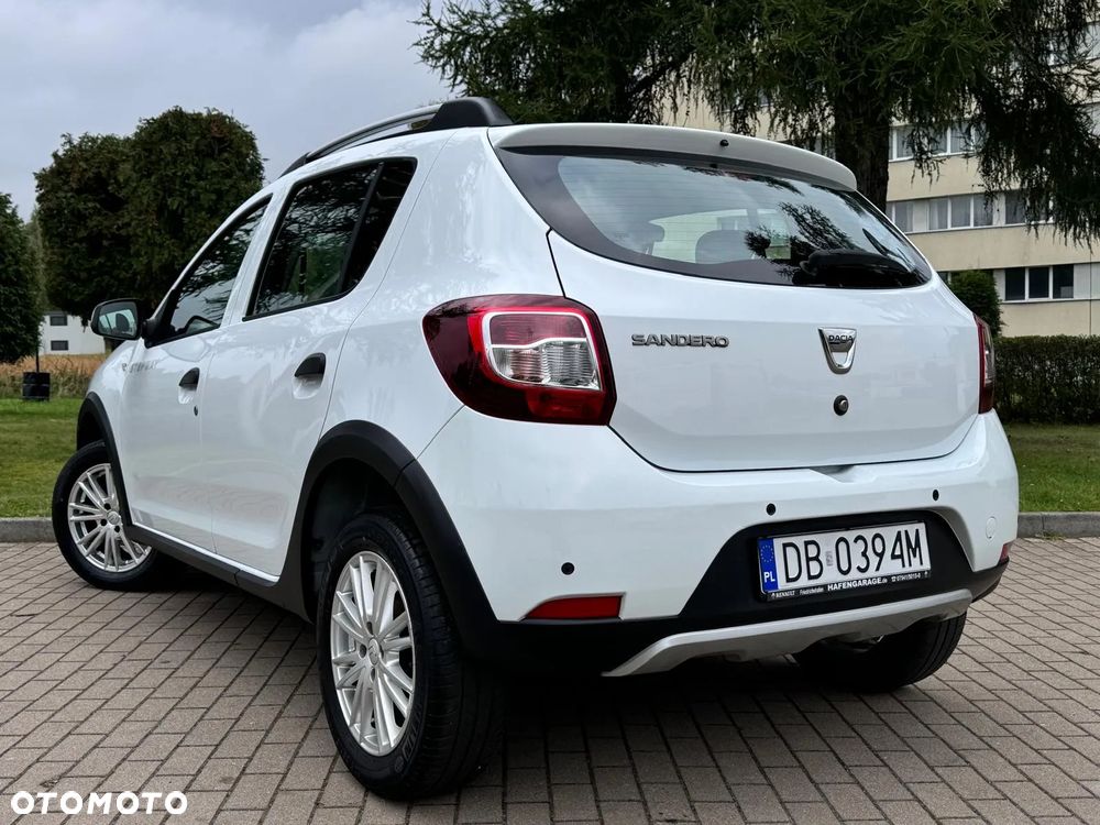 Dacia Sandero 0.9 TCe SL Celebration S&S EU6 - 22