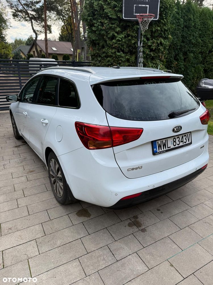 Kia Ceed - 5