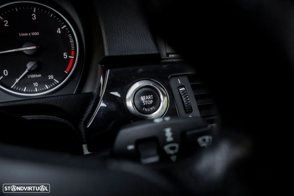 BMW 320 d Cabrio Auto - 21