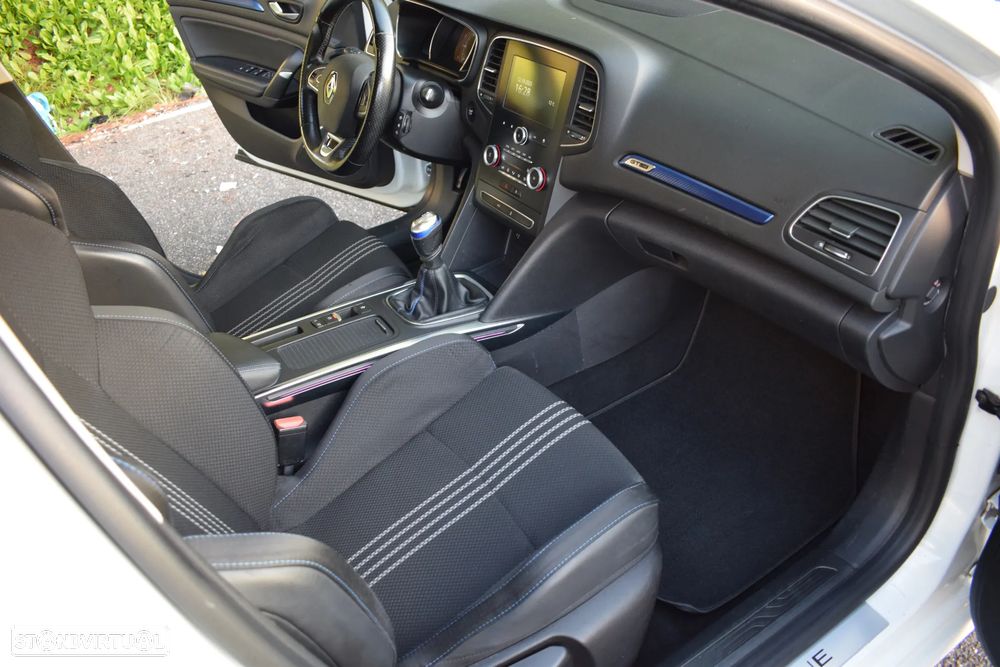 Renault Mégane Sport Tourer 1.5 dCi GT Line - 9