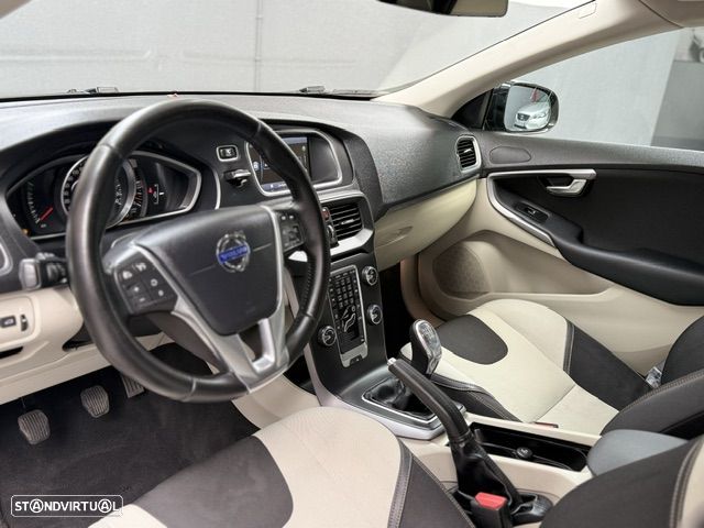 Volvo V40 1.6 D2 Momentum Eco - 10