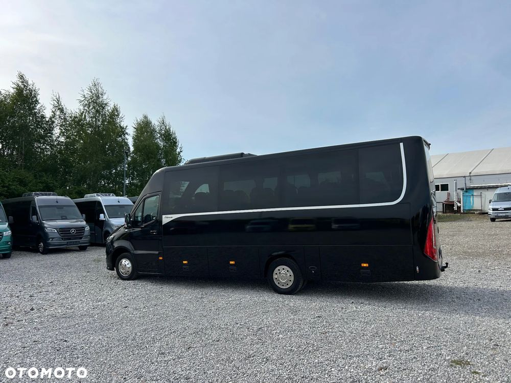 Mercedes-Benz Sprinter 519 - 13