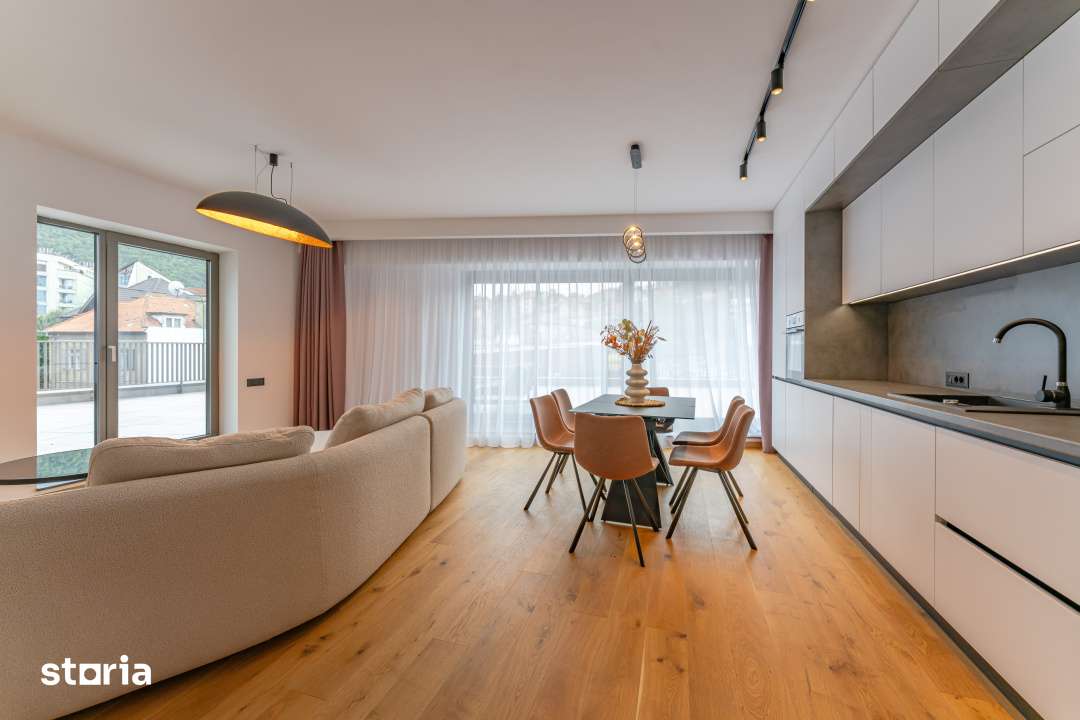 Apartament 4 camere cu terasa 104 mp si priveliste spre Tampa — fotografia 1