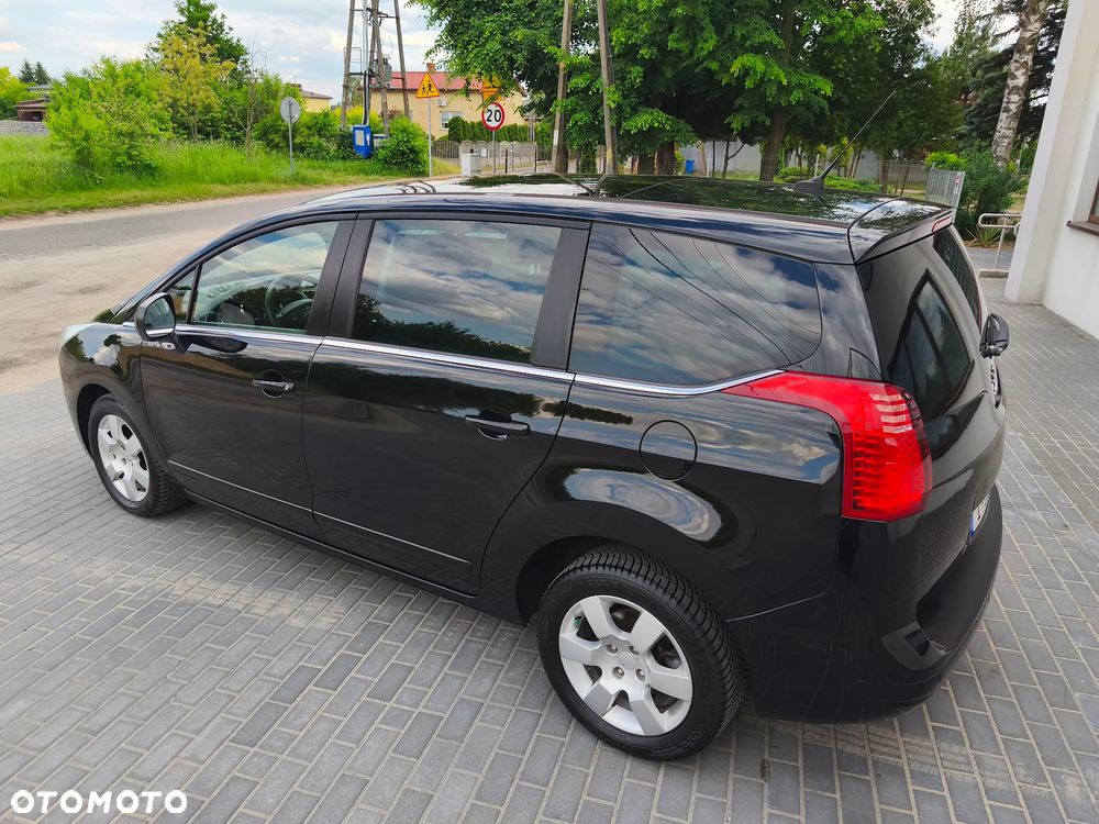 Peugeot 5008 - 16