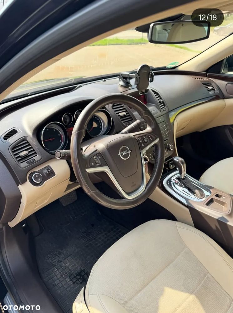 Opel Insignia - 8