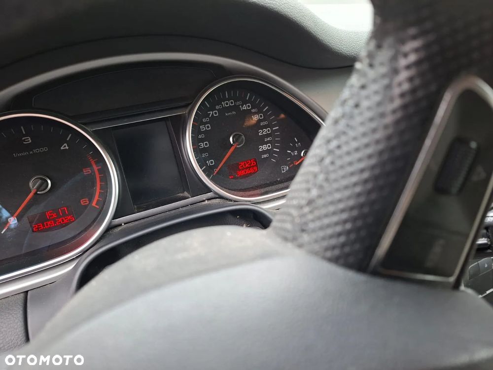 Audi Q7 3.0 TDI Quattro Tiptronic - 9