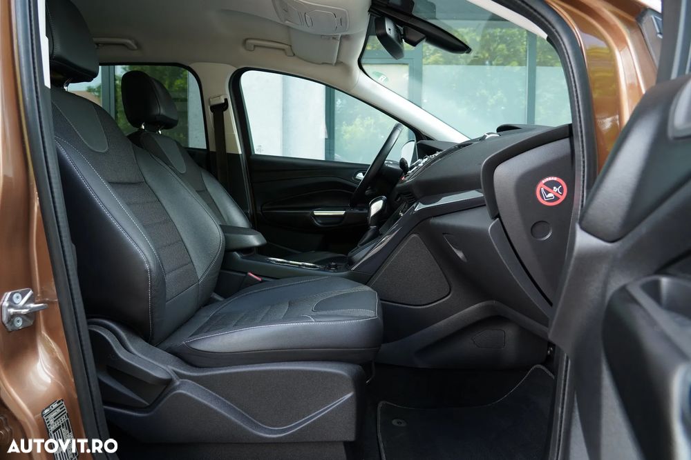 Ford Kuga 2.0 TDCi 4x4 Aut. Titanium - 9