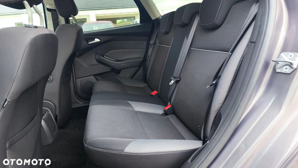 Ford Focus - 27
