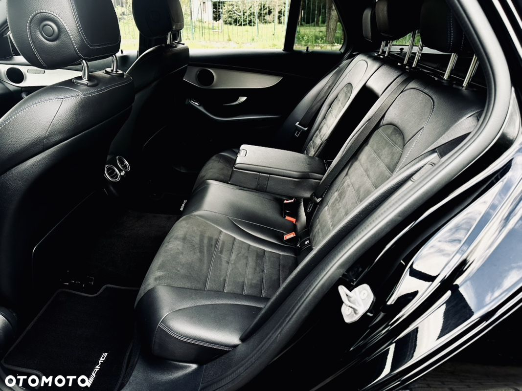 Mercedes-Benz Klasa C 220 d T 9G-TRONIC AMG Line - 7