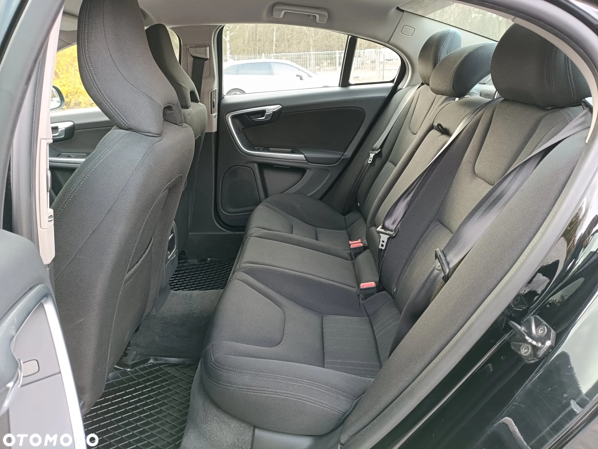 Volvo S60 - 12