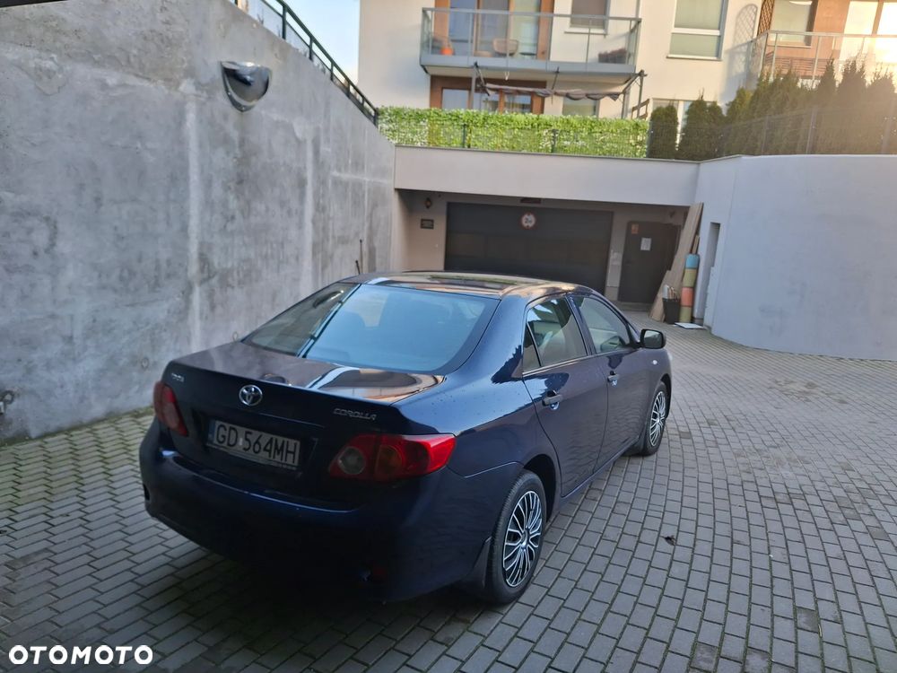 Toyota Corolla 1.6 VVT-i Dynamic - 7