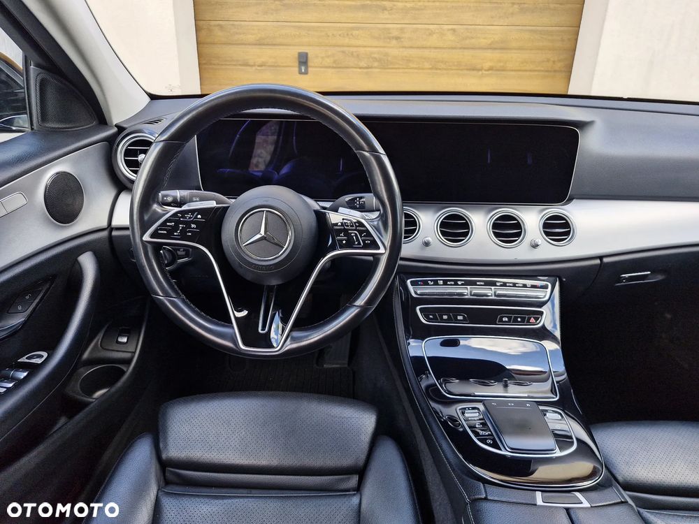 Mercedes-Benz Klasa E 220 d Avantgarde - 12