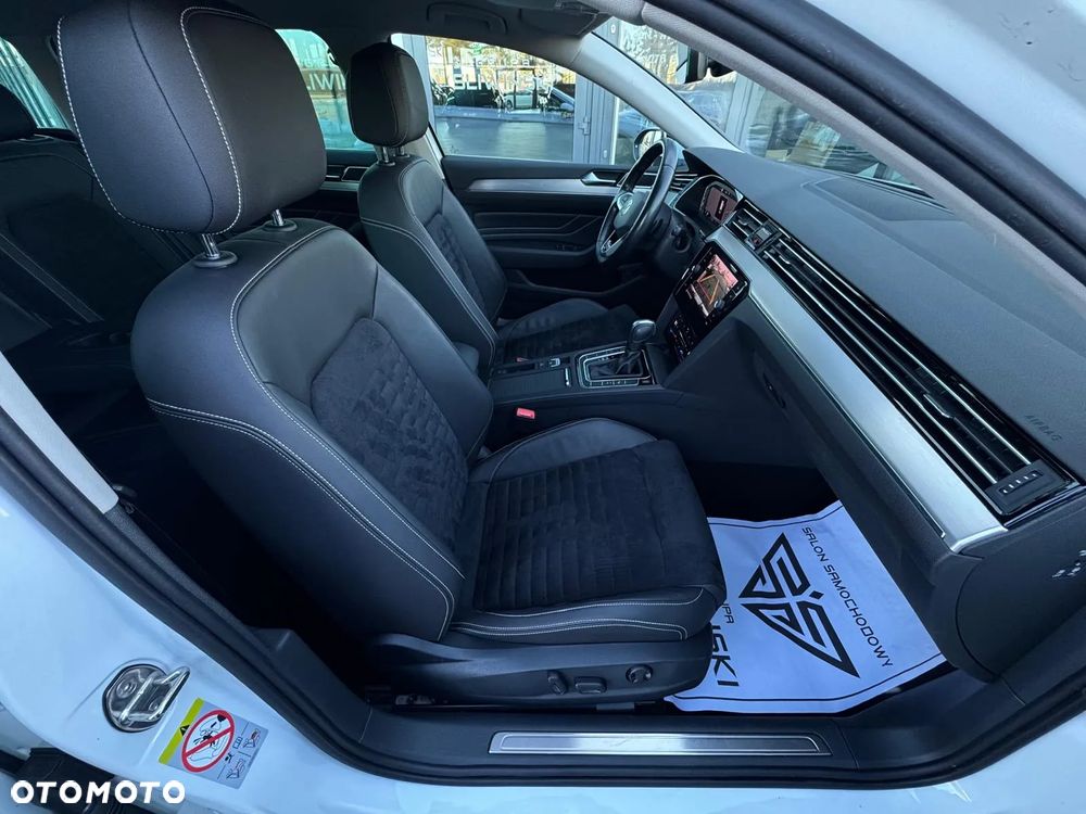 Volkswagen Passat 2.0 TDI 4Mot Elegance DSG - 21