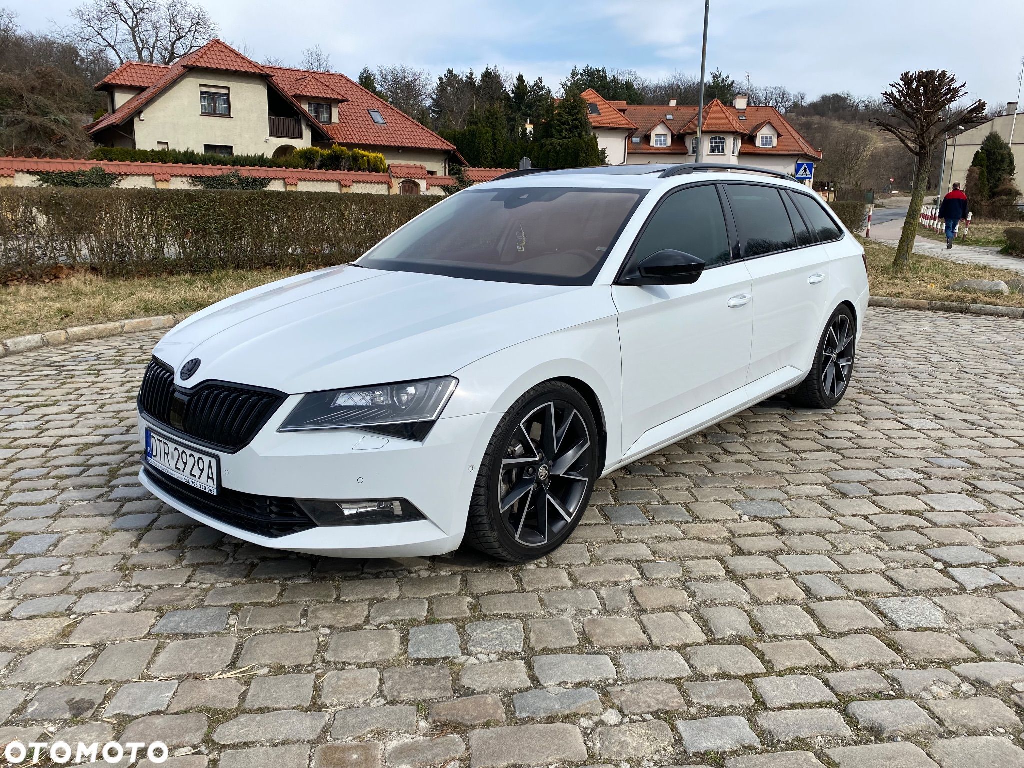 Skoda Superb Combi 2.0 TSI 4x4 DSG Style - 1