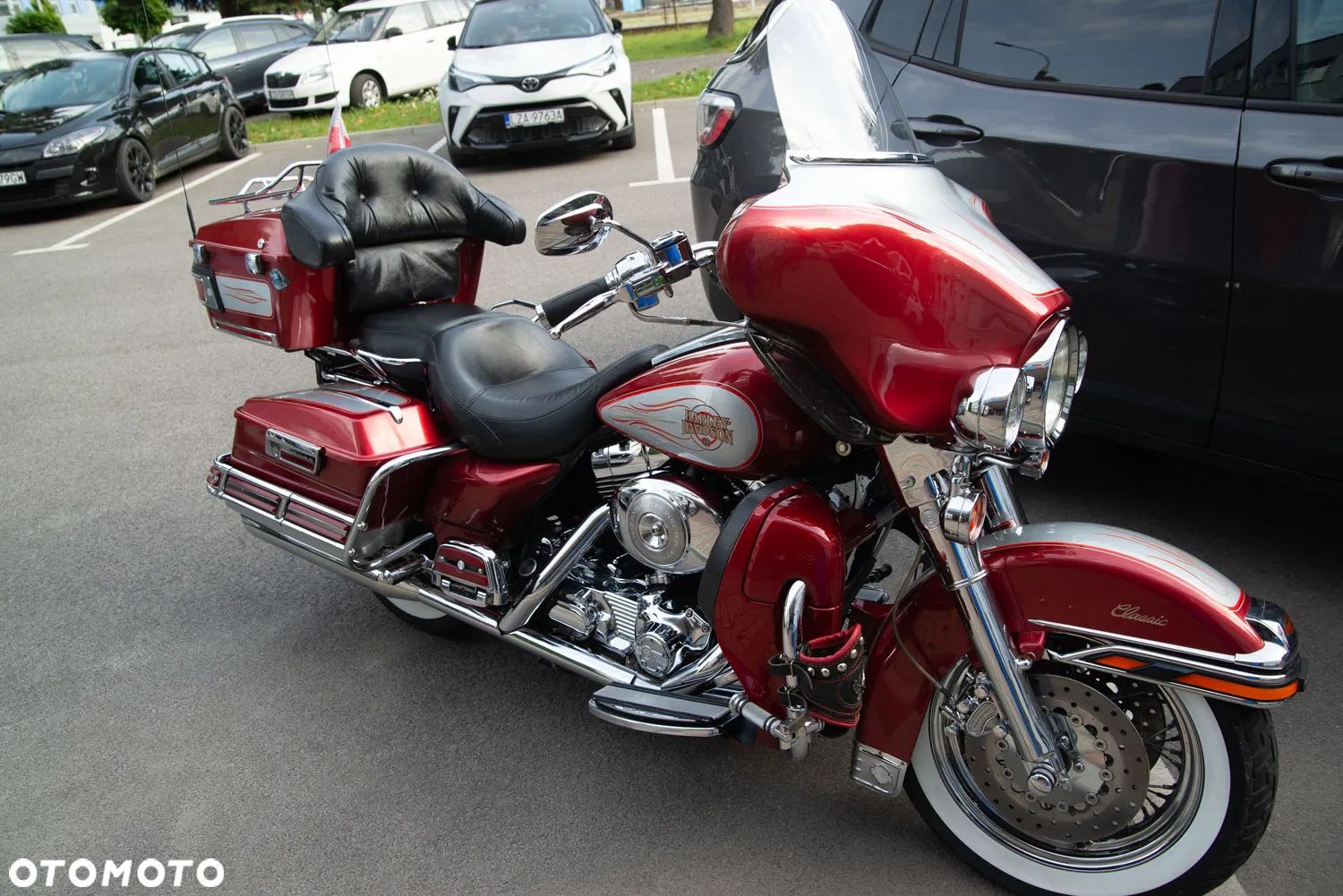 Harley-Davidson FLH Electra Glide - 1