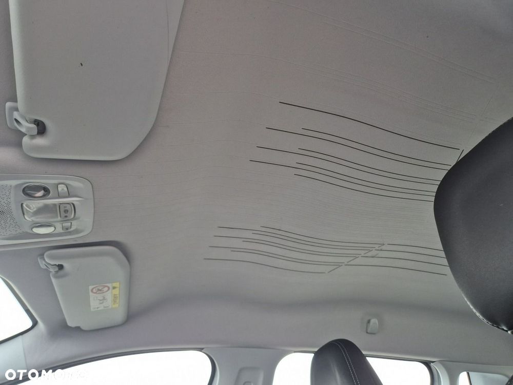 Peugeot 2008 - 15