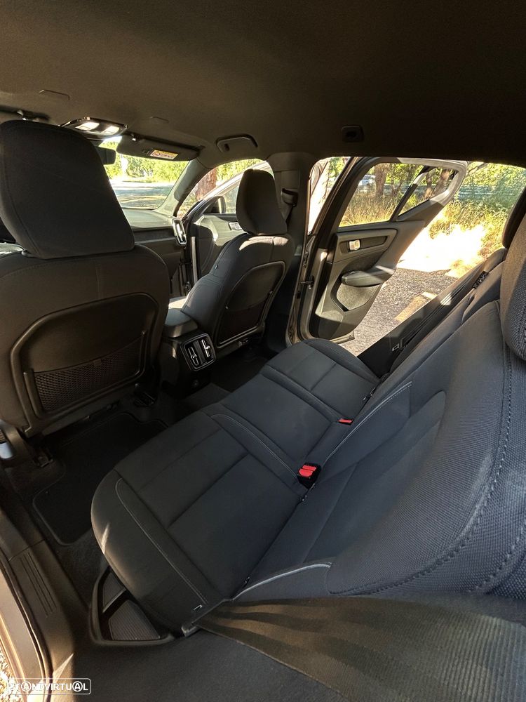 Volvo XC 40 Recharge Plus - 9