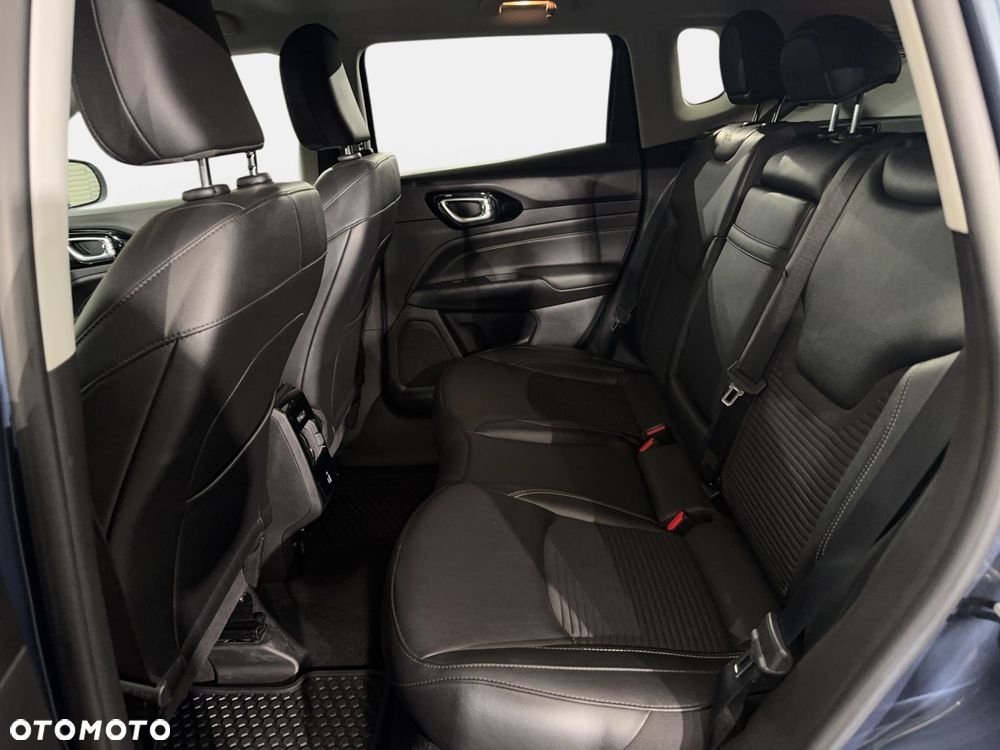 Jeep Compass - 13