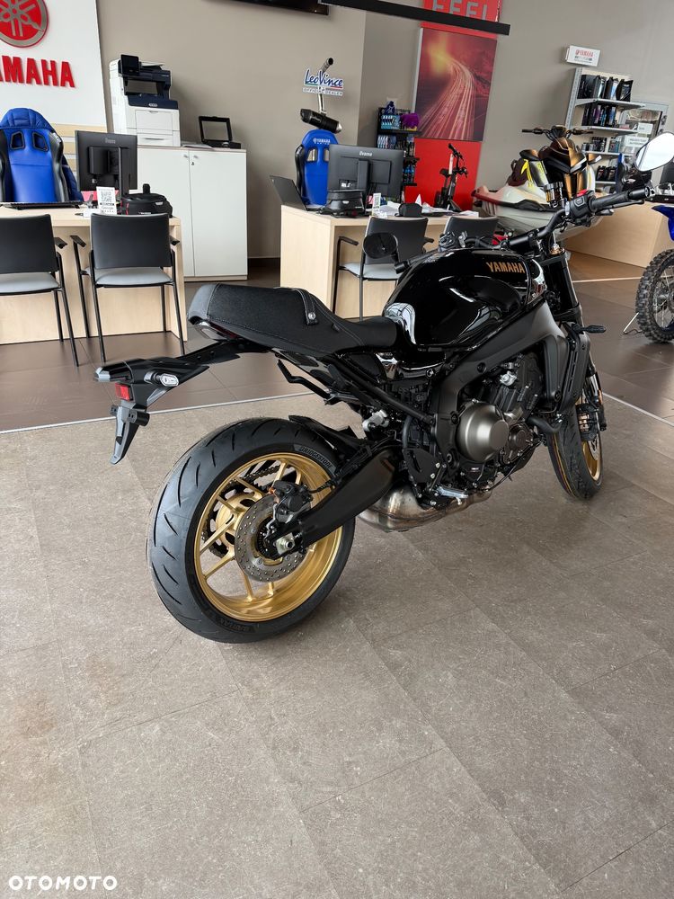 Yamaha XSR - 3