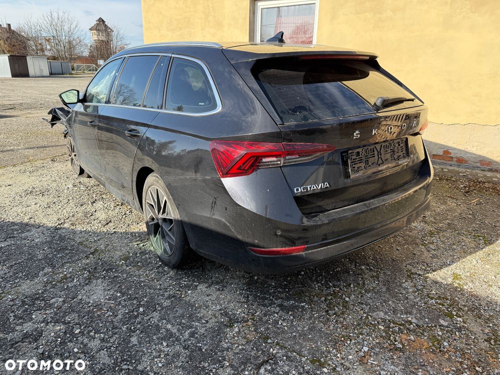 Skoda Octavia - 2