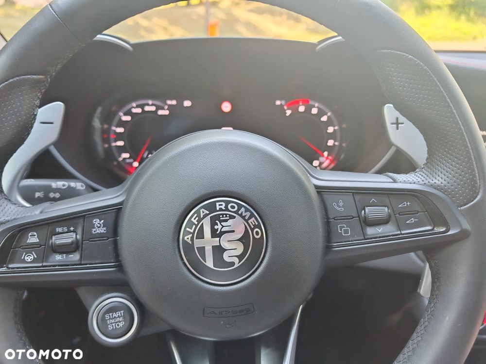 Alfa Romeo Giulia 2.0 Turbo Tributo Italiano Q4 - 21