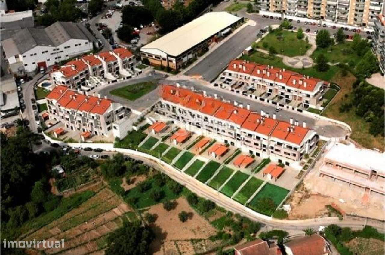 Moradia Premium T5 em banda T5 na Urbanização Vilabeira em Viseu - Grande imagem: 5/49
