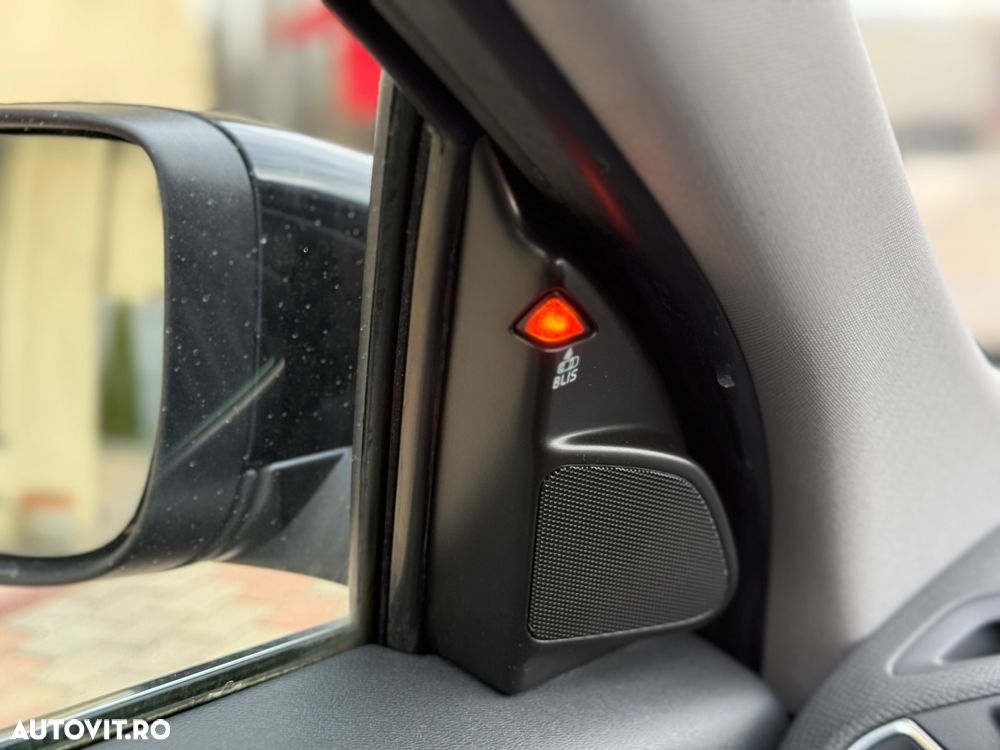 Volvo XC 60 D4 Geartronic Kinetic - 11