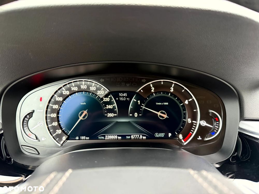 BMW Seria 5 520d Sport Line sport - 13