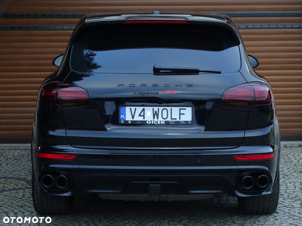 Porsche Cayenne GTS - 8