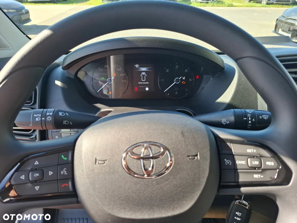 Toyota Proace Max - 32