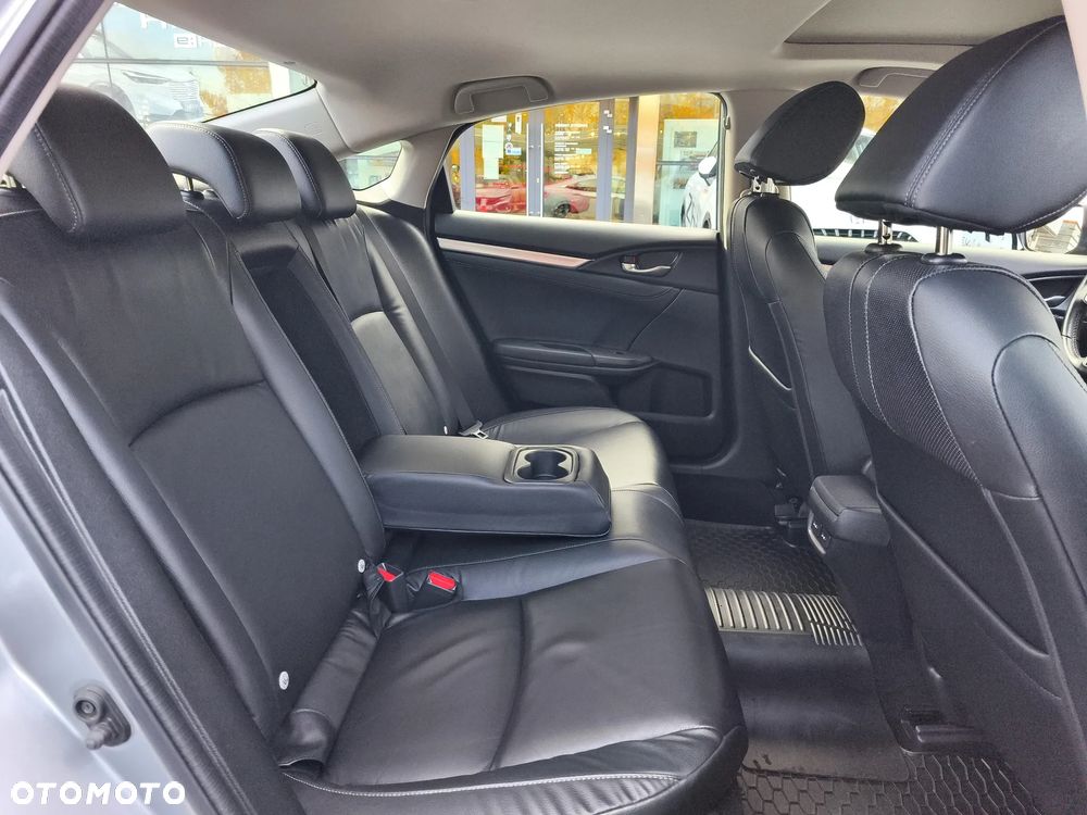 Honda Civic 1.5 T Executive - 12