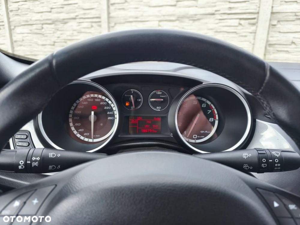 Alfa Romeo Giulietta 1.4 TB 16V B-Tech - 11