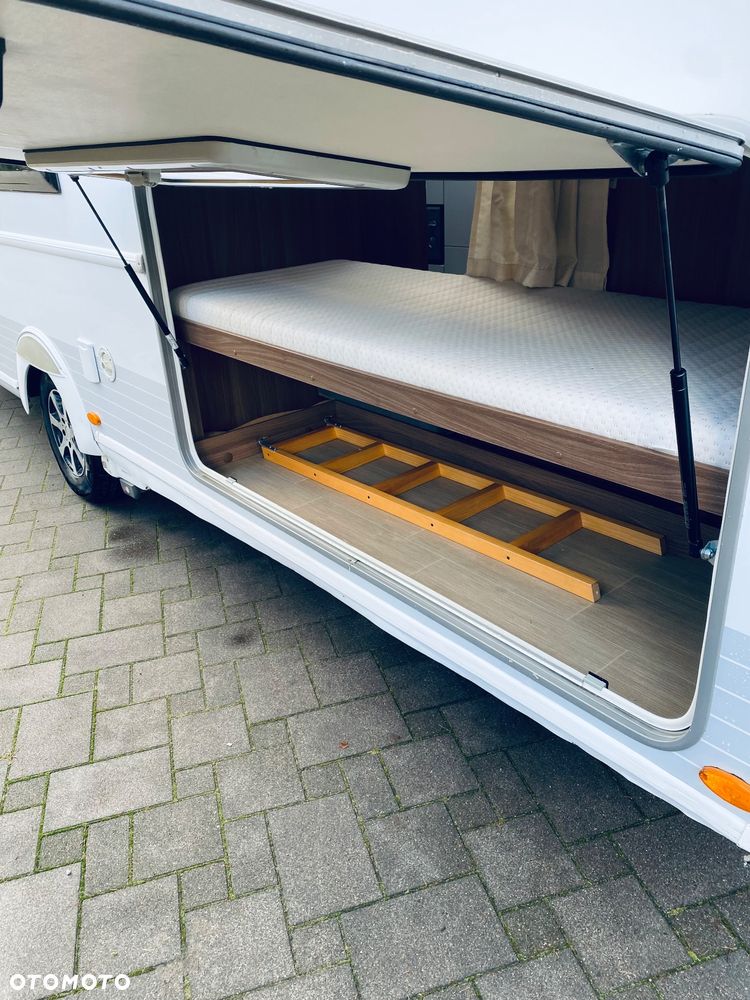 Burstner Averso 560 TK - 40