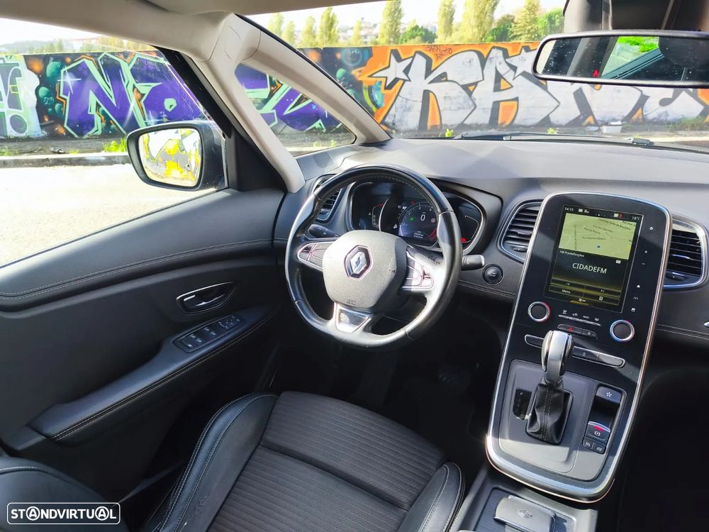 Renault Scénic ver-1-3-tce-black-edition-edc - 16