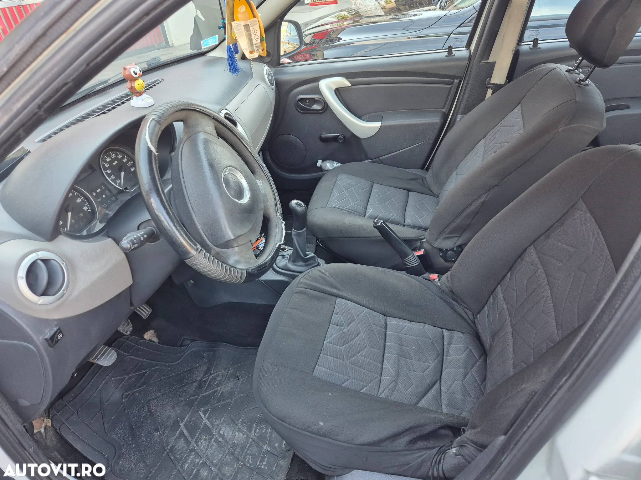 Dacia Logan 1.2 - 3
