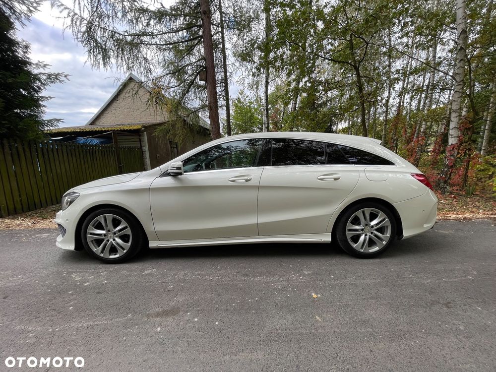Mercedes-Benz CLA 180 7G-DCT AMG Line - 5