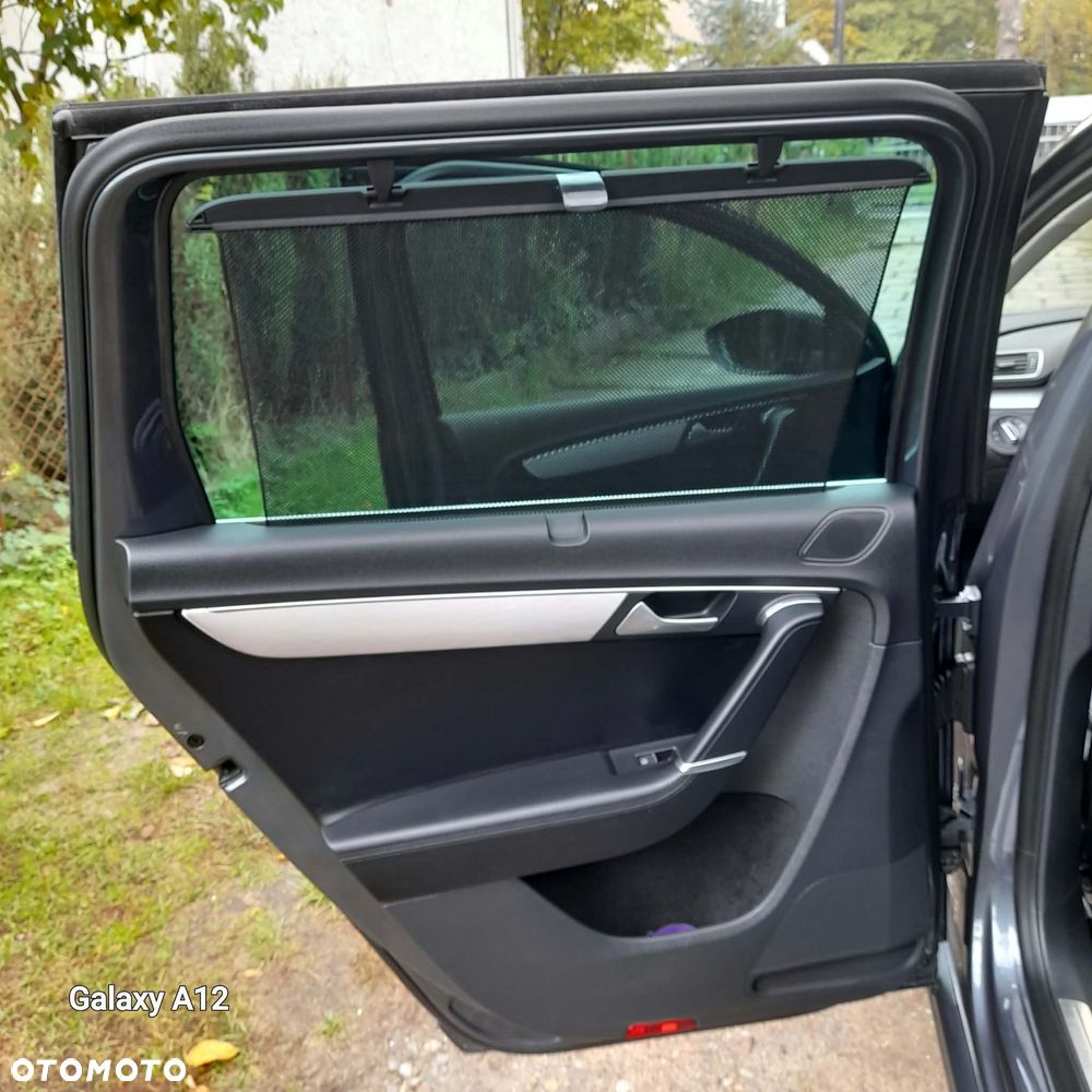 Volkswagen Passat - 14