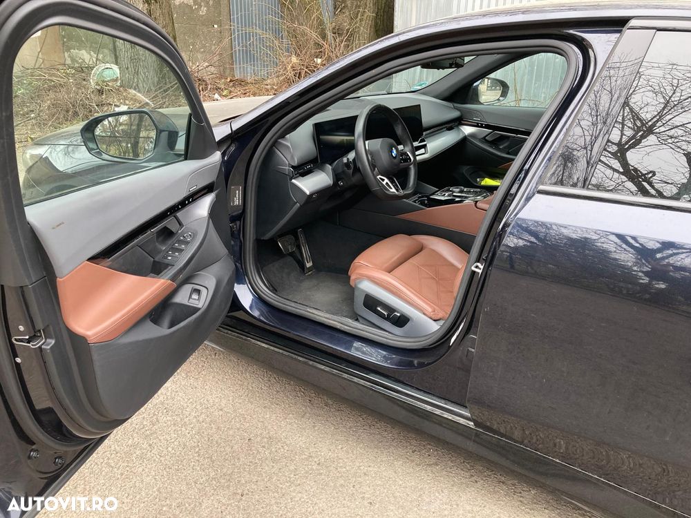 BMW Seria 5 520d xDrive Aut. - 9