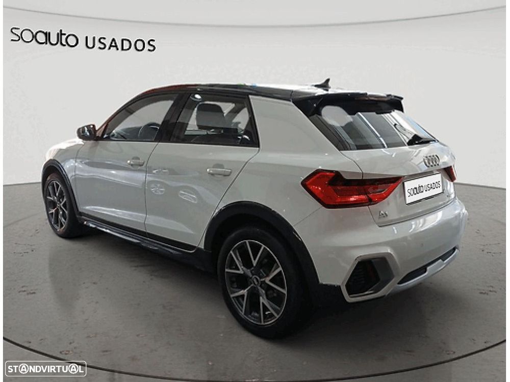 Audi A1 Citycarver 30 TFSI S tronic — fotografia 4