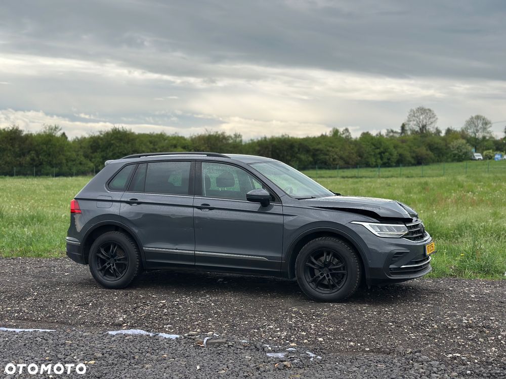 Volkswagen Tiguan - 21