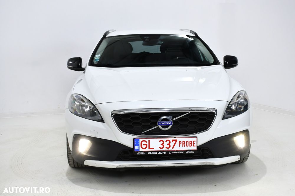 Volvo V40 Cross Country D3 Geartronic Momentum - 3