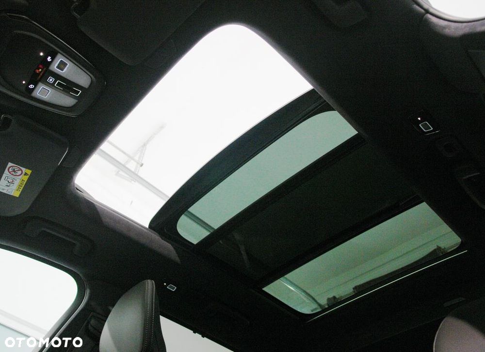 Volvo XC 90 T8 AWD Plug-In Hybrid Ultra Black Edition 7os - 26