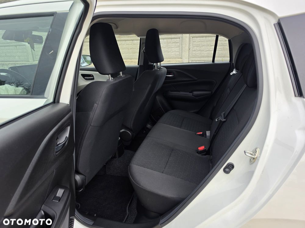 Suzuki Swift 1.2 Dualjet Hybrid MT Club - 16
