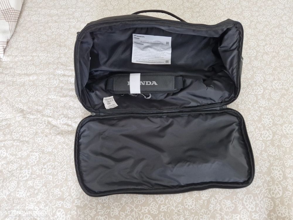 Honda Transalp XL 750 - 34