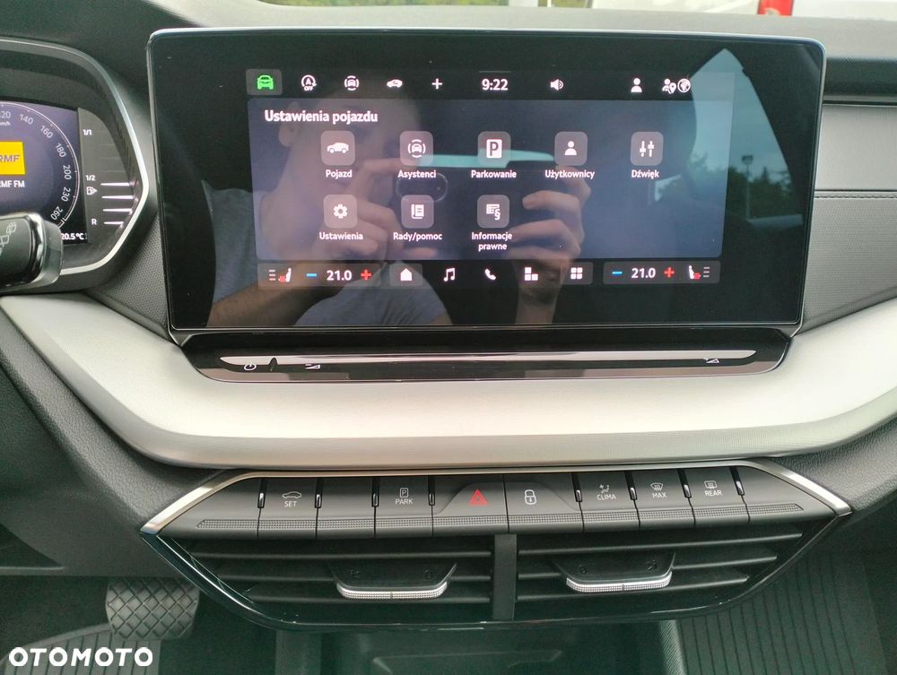 Skoda Octavia 1.5 TSI mHEV Selection DSG - 21