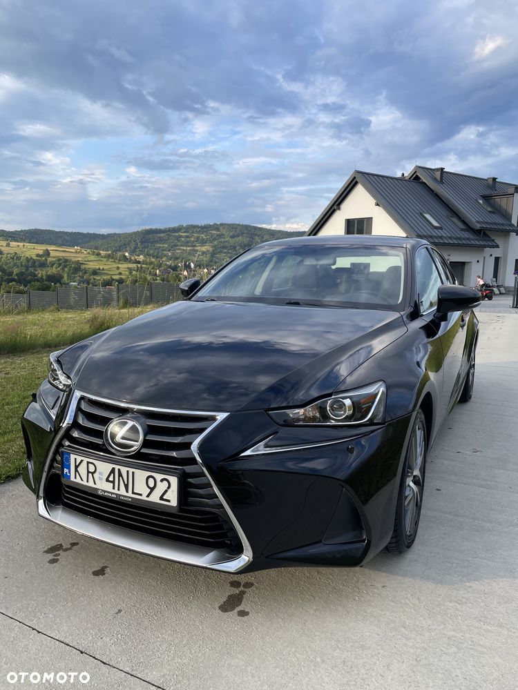 Lexus IS 200t / 300 Elegance - 2