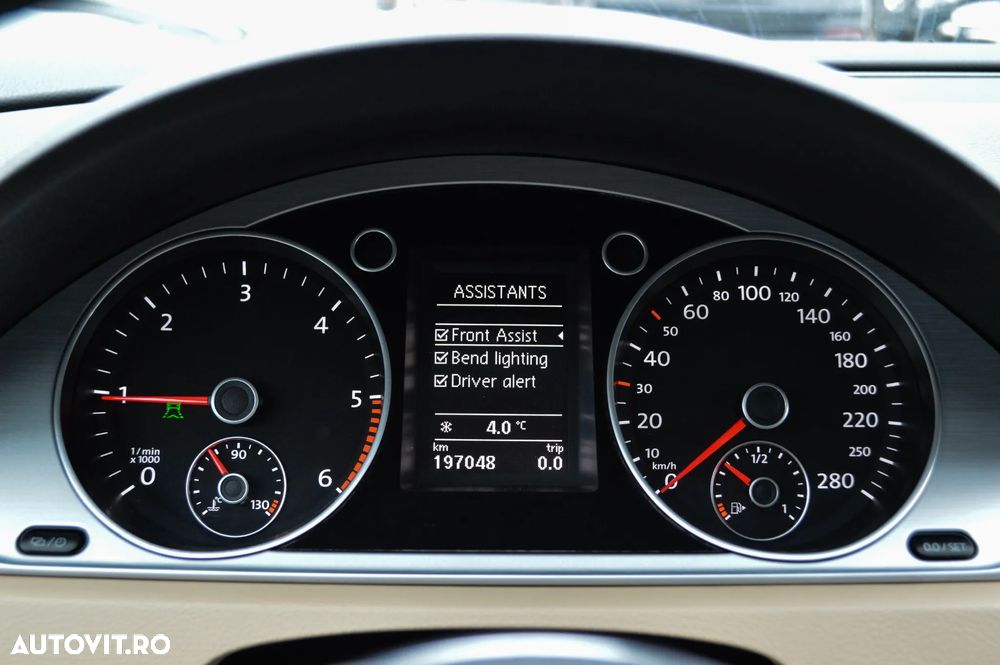 Volkswagen Passat CC 2.0 TDI 4Motion BlueMotion Technology DSG - 11